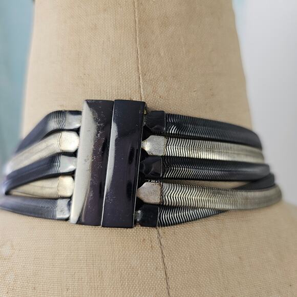 Multi strand gunmetal silver mesh chain necklace magnetic clasp - Picture 3 of 3